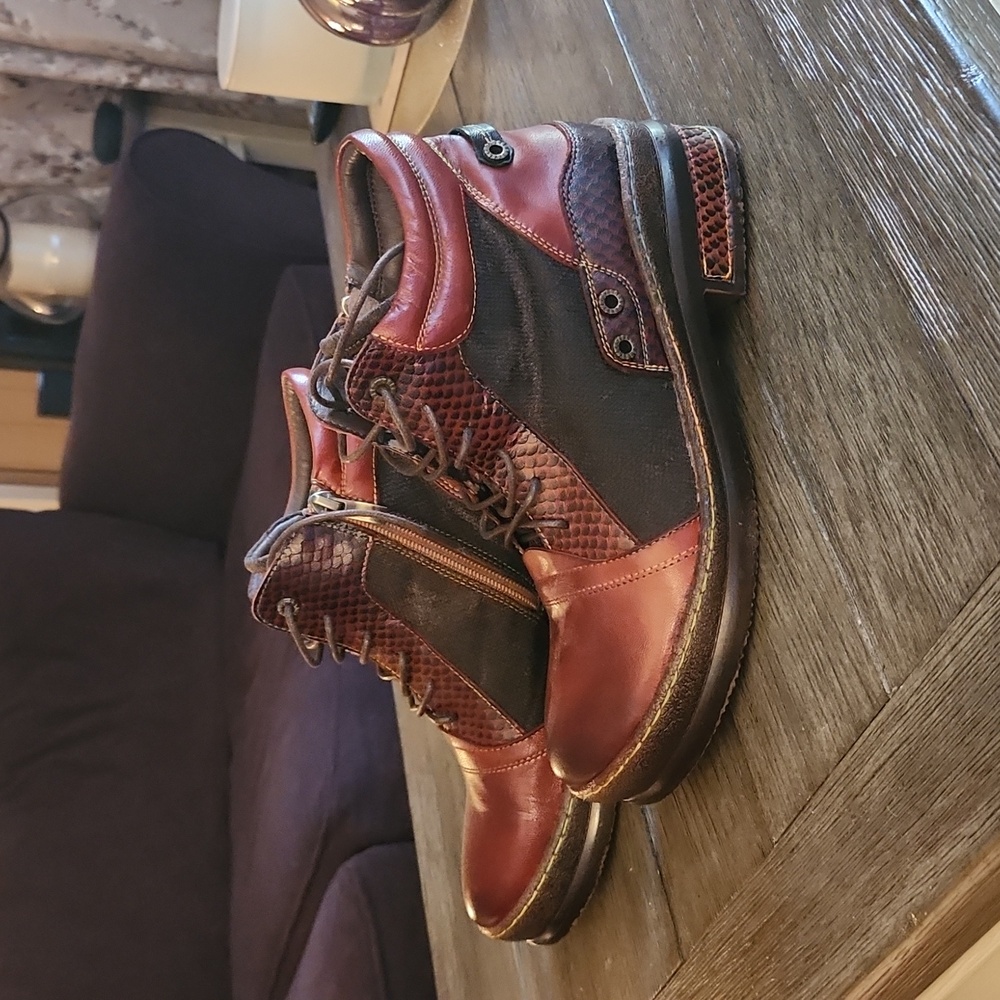 iliayah lace up and zipper on the side